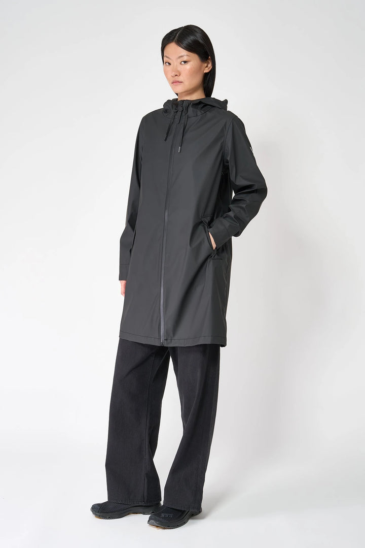 Tantä Black Nuovola Rain Coat