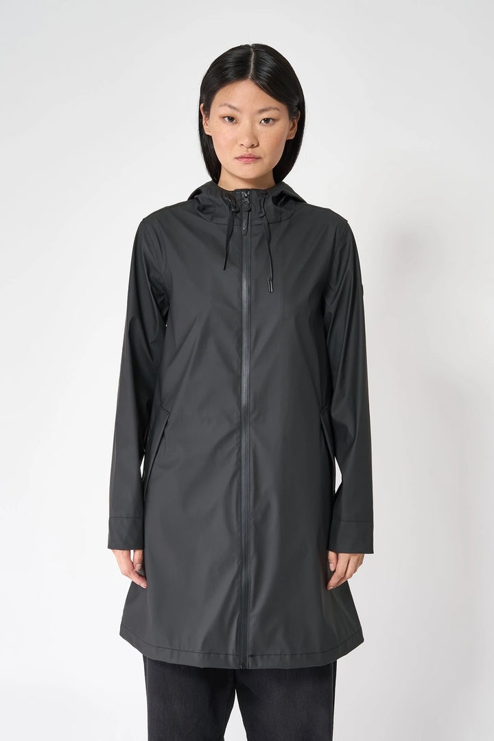 Tantä Black Nuovola Rain Coat