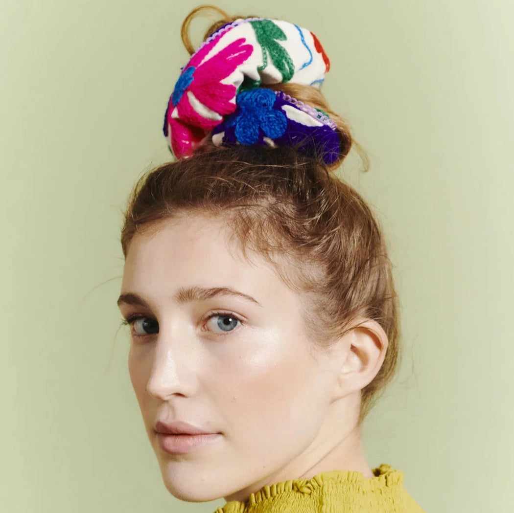 Autre Aura Multicolor Andrea Scrunchie