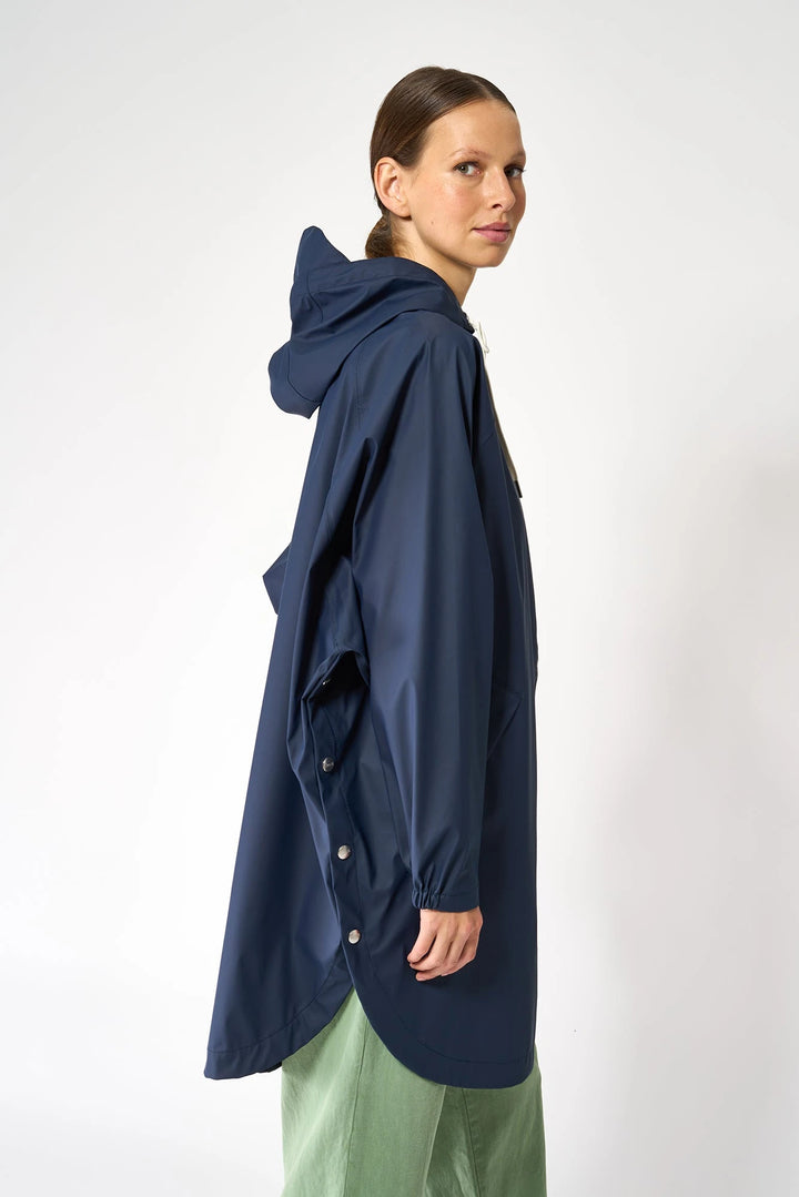 Tantä Navy Sky Raincoat