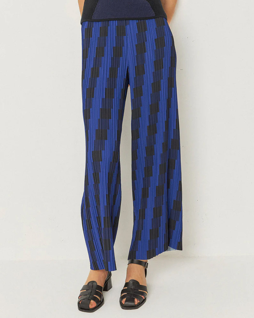 SKFK Izate Pleated Trouser